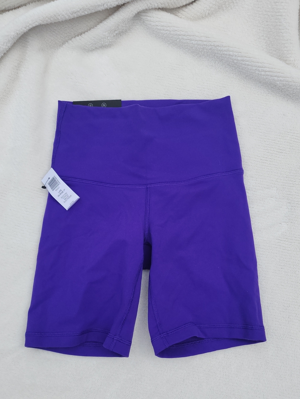 Aritzia/TNA XS Cheeky 7" High-Rise Purple Bike Shorts
